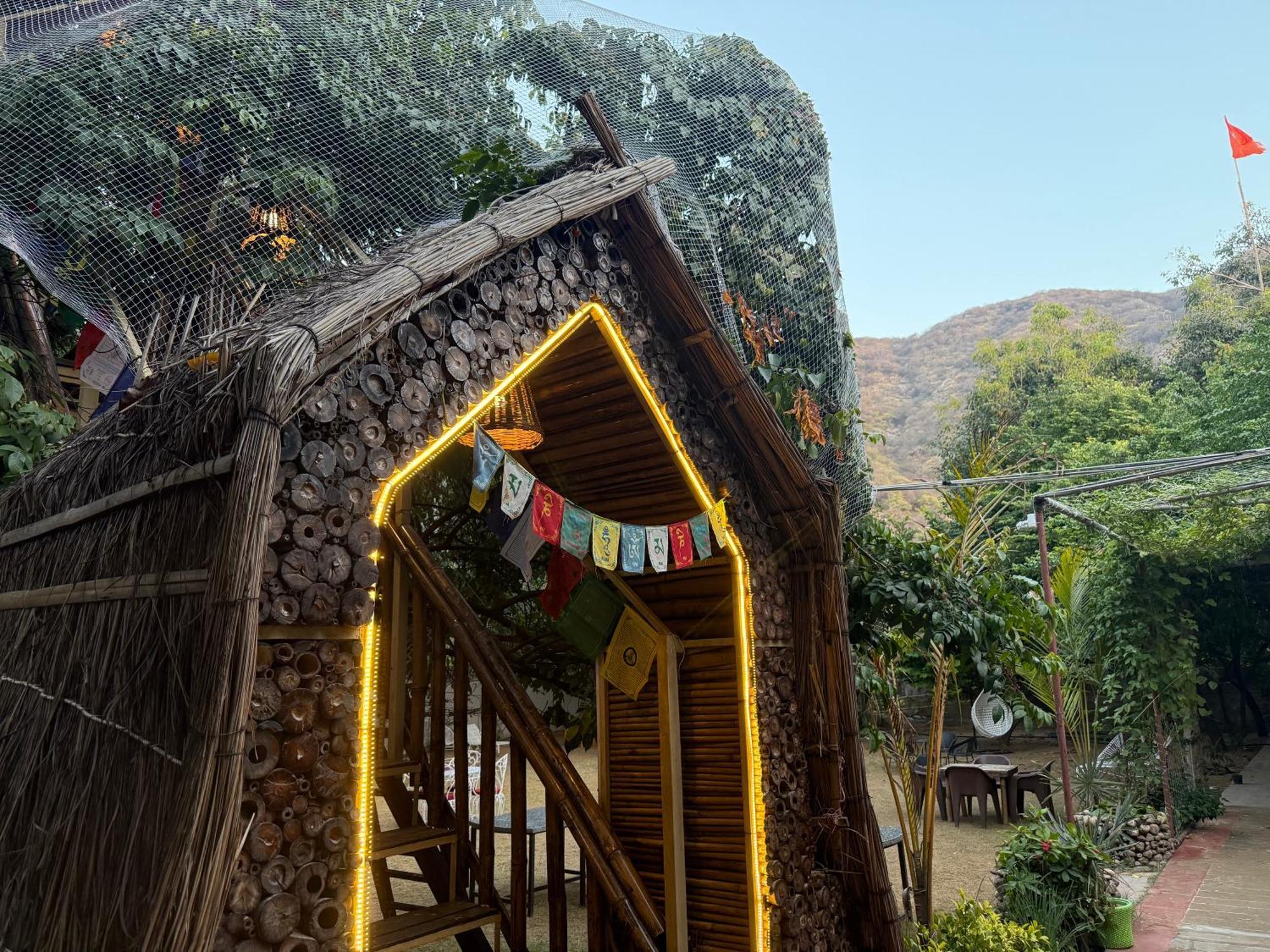 Hotel Green Heaven Resort Pushkar Exteriör bild
