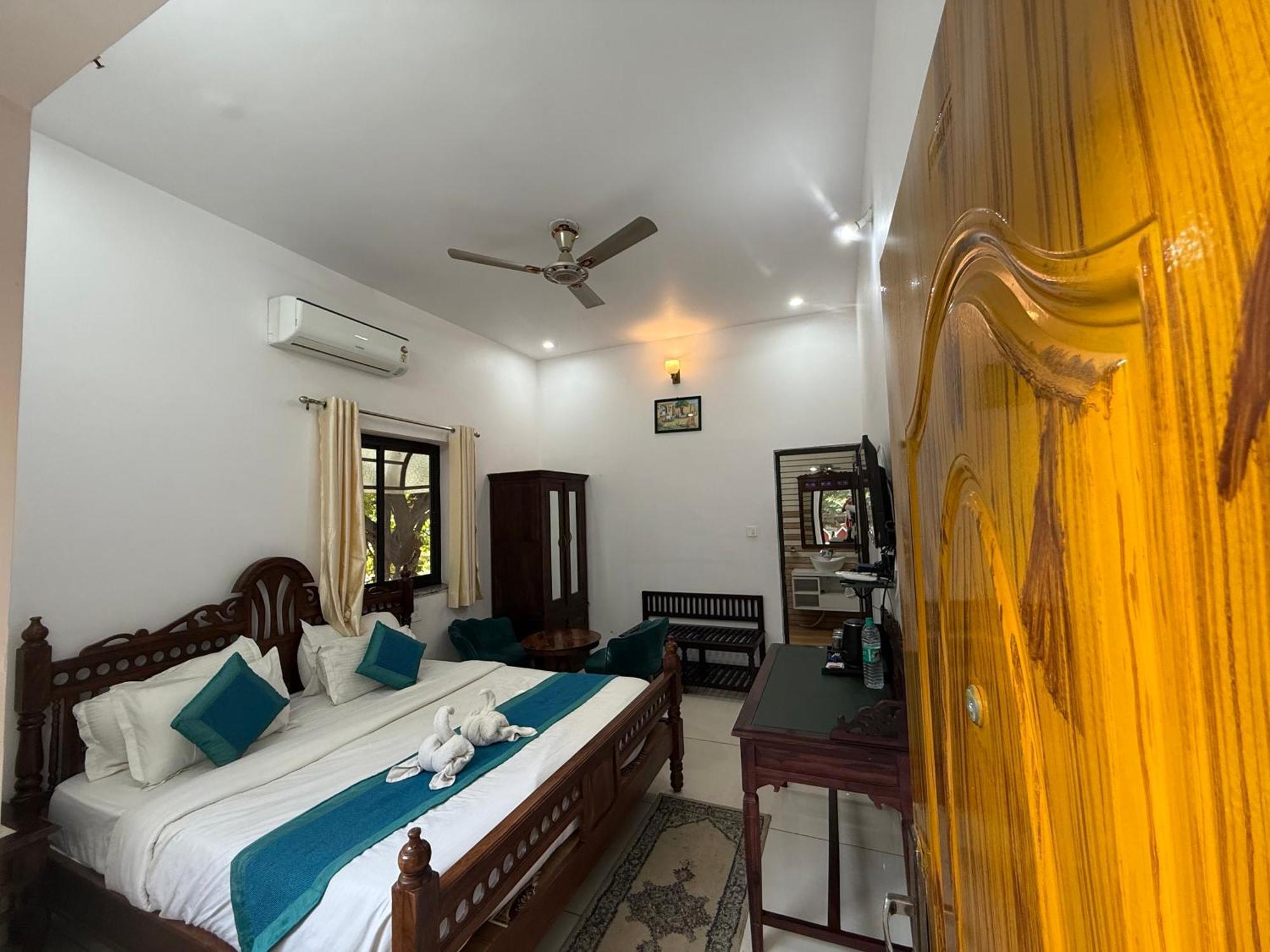 Hotel Green Heaven Resort Pushkar Exteriör bild