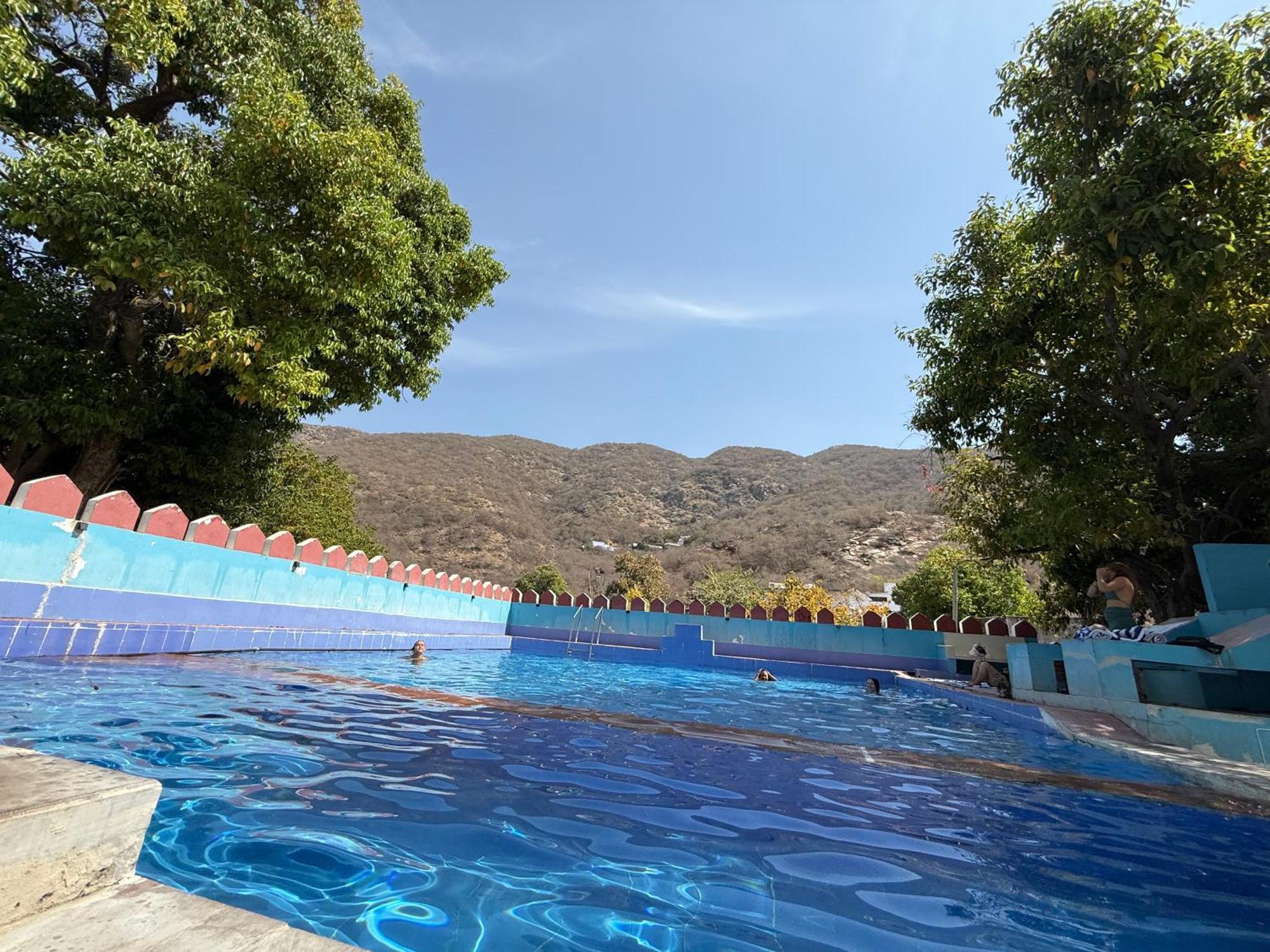 Hotel Green Heaven Resort Pushkar Exteriör bild